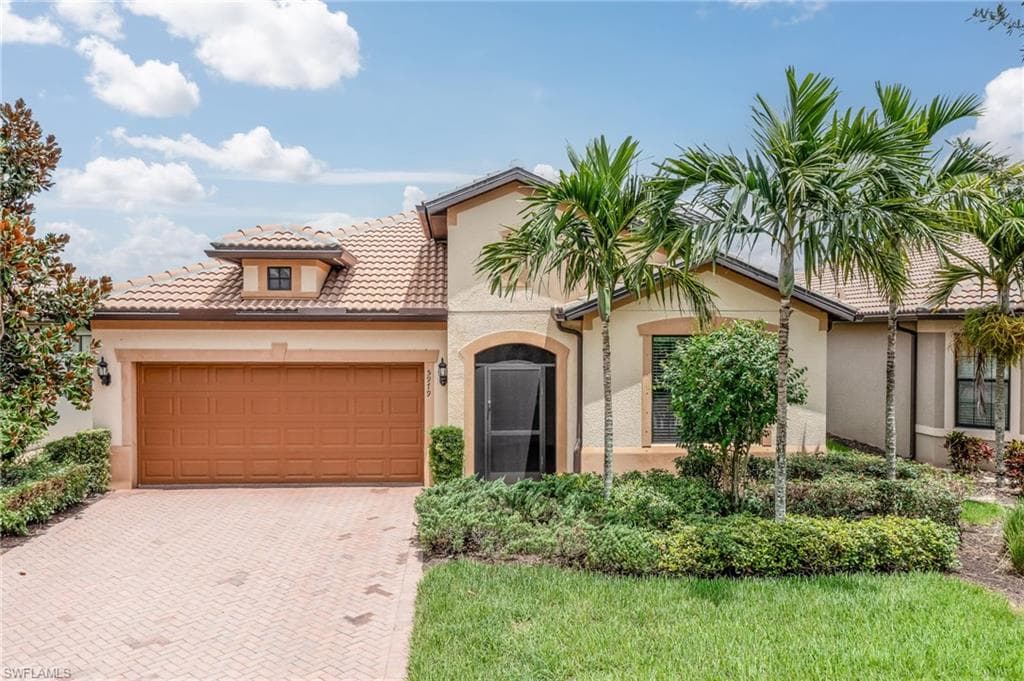 5979 Prosperity LN AVE MARIA, FL 34142