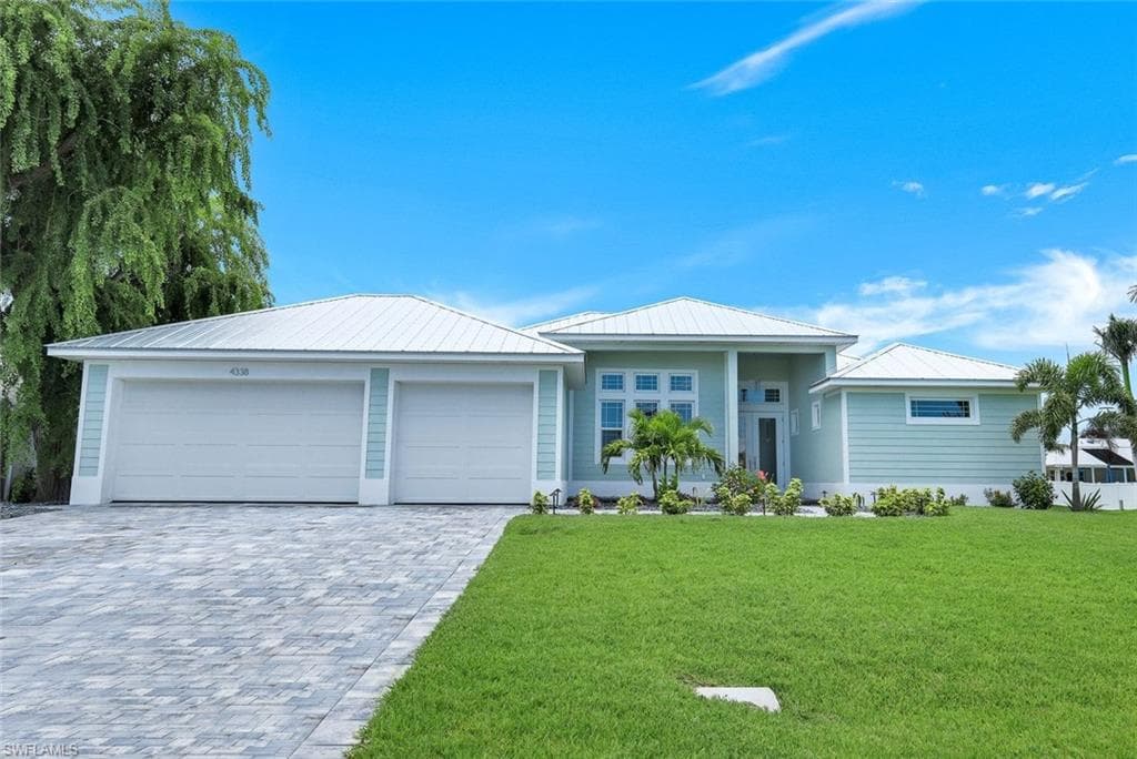 4338 SW 18th PL CAPE CORAL, FL 33914