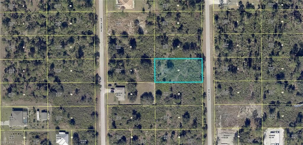 807 Scott AVE LEHIGH ACRES, FL 33972