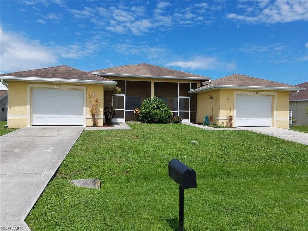 808 SE 6th CT CAPE CORAL, FL 33990