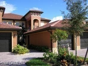 10037 Heather LN 4-401 NAPLES, FL 34119