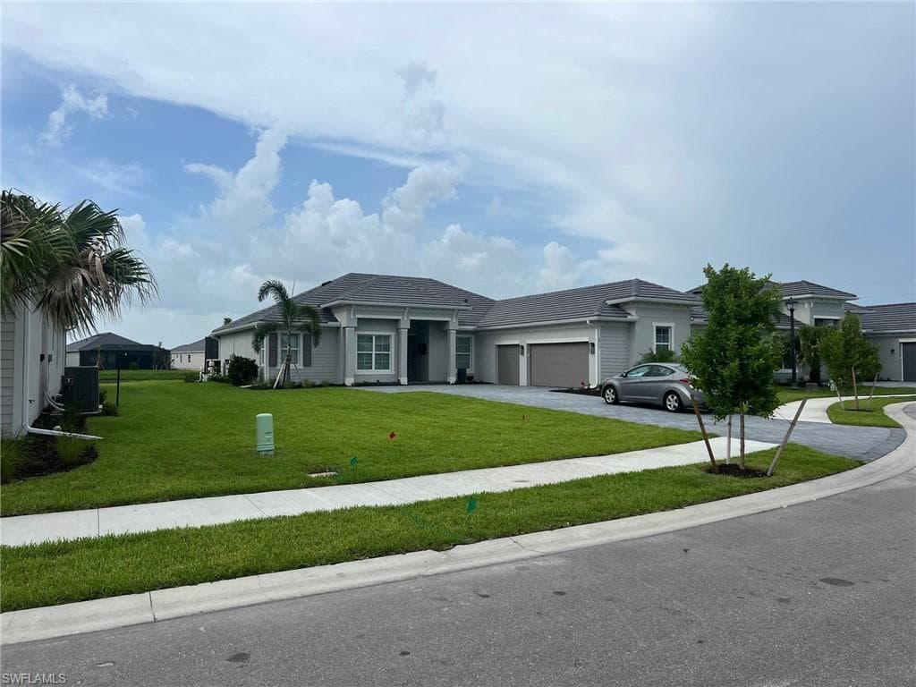5813 Carnoustie CT AVE MARIA, FL 34142