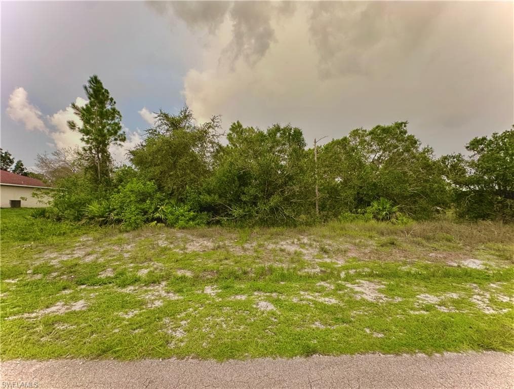 404 Leroy AVE LEHIGH ACRES, FL 33972