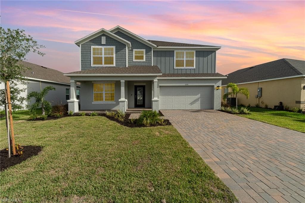 8941 Cascade Price CIR NORTH FORT MYERS, FL 33917