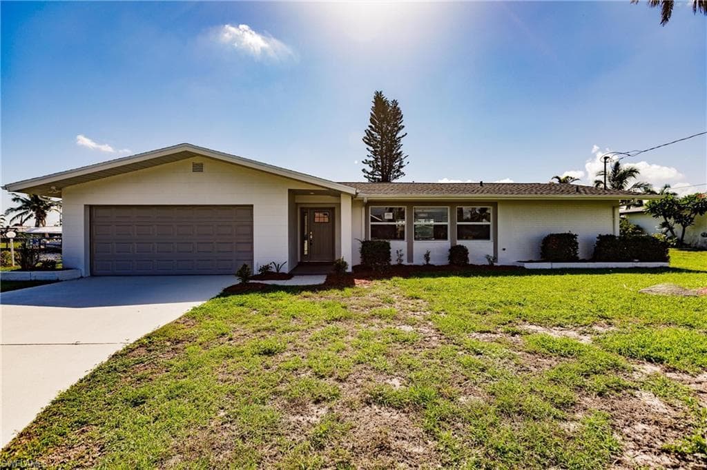 4103 SE 1st AVE CAPE CORAL, FL 33904