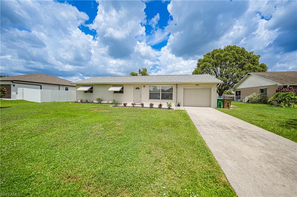 109 NE 9th CT CAPE CORAL, FL 33909