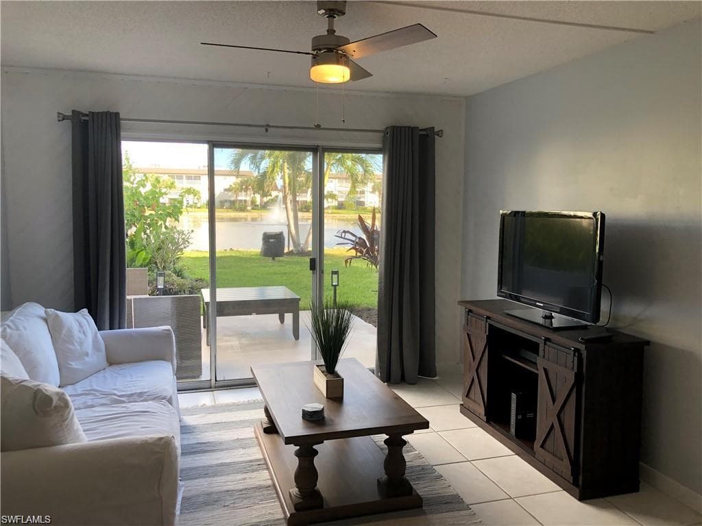 1000 Manatee RD A105 NAPLES, FL 34114