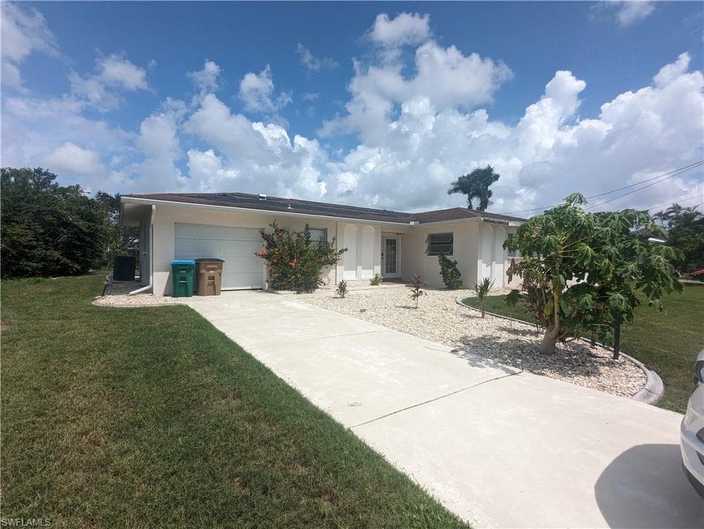 5127 Manor CT CAPE CORAL, FL 33904