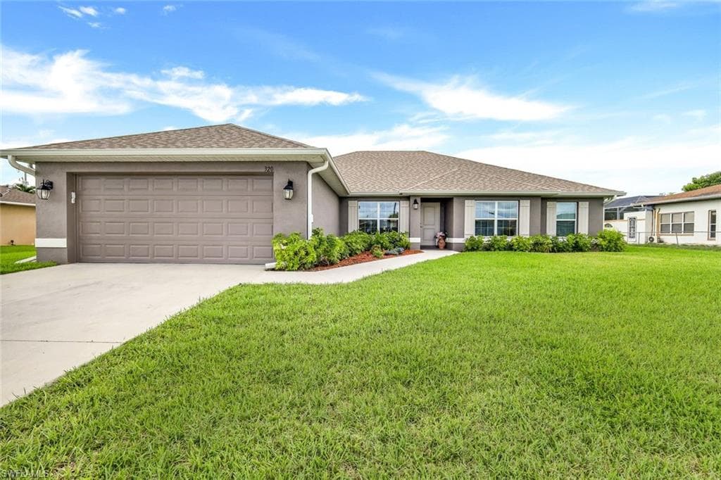 320 SE 27th ST CAPE CORAL, FL 33904