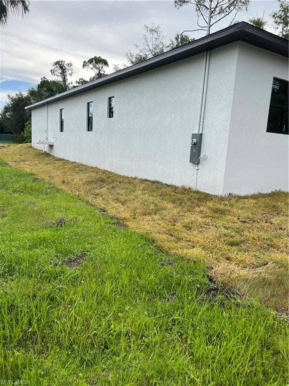 184 6th ST NAPLES, FL 34113