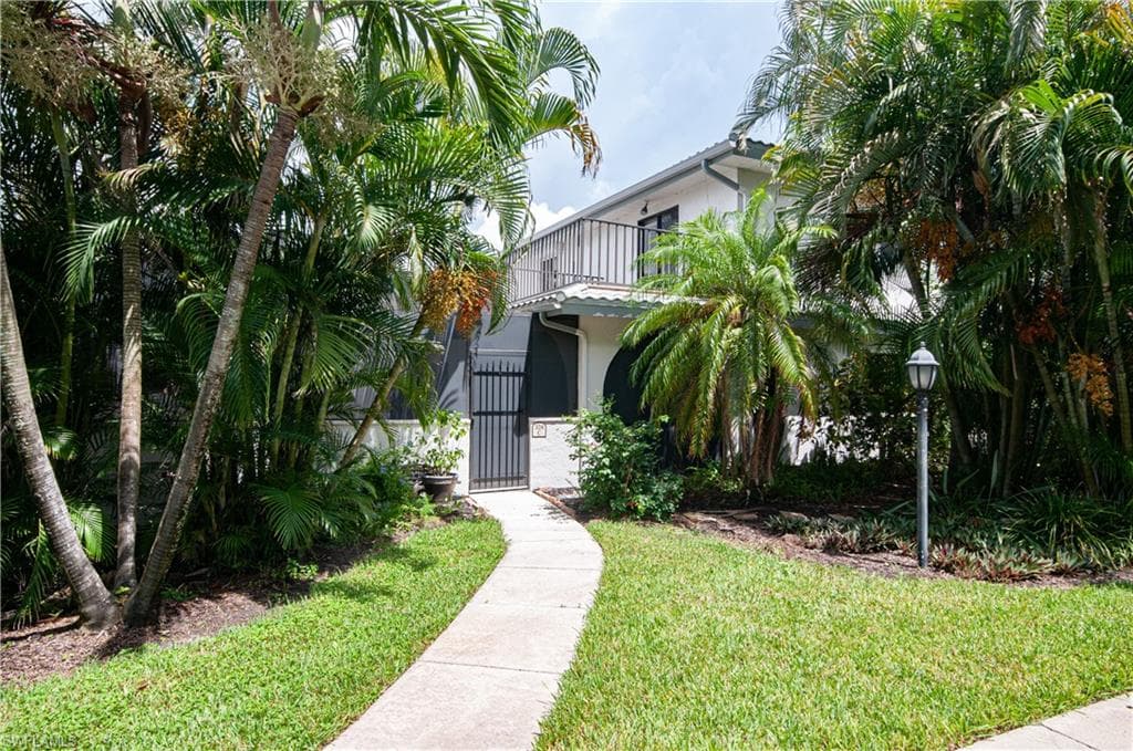 27581 Hacienda East BLVD 328C BONITA SPRINGS, FL 34135