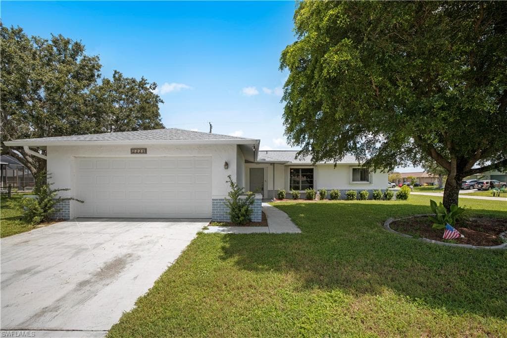 2221 NE 3rd TER CAPE CORAL, FL 33909