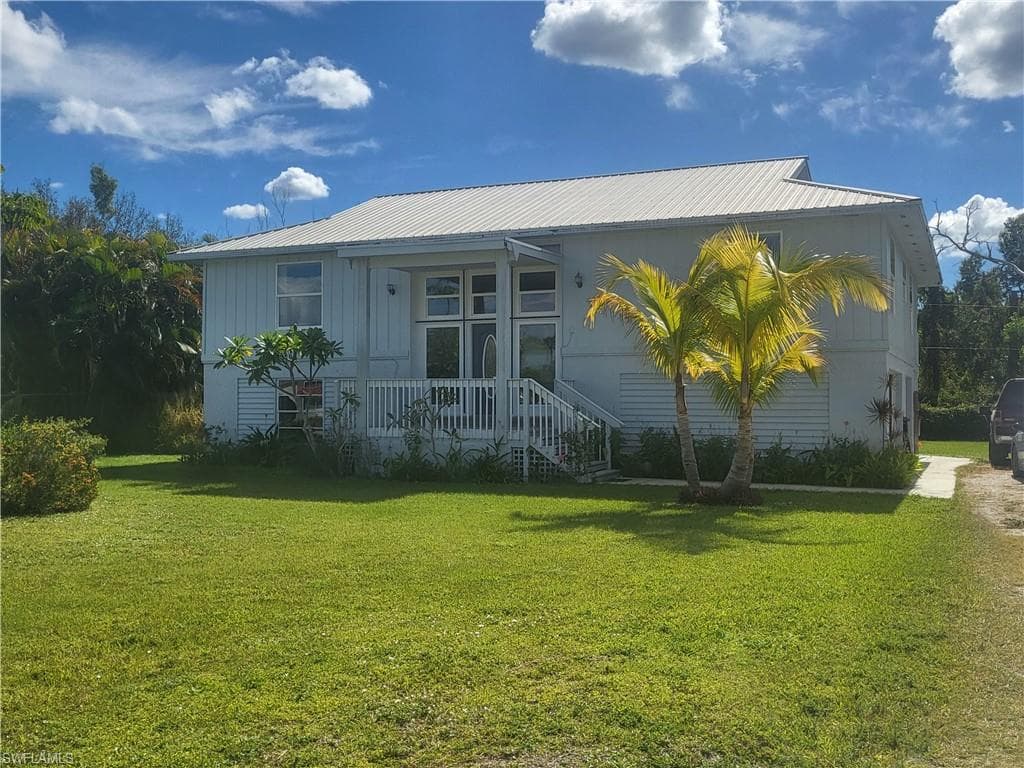 5865 Tahiti DR BOKEELIA, FL 33922