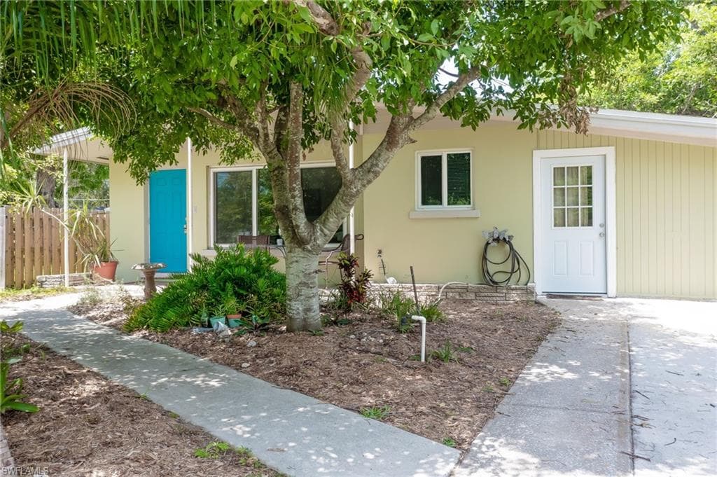 1853 Braman AVE FORT MYERS, FL 33901