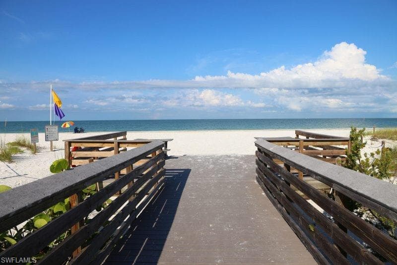 25710 Lake Amelia WAY 204 BONITA SPRINGS, FL 34135