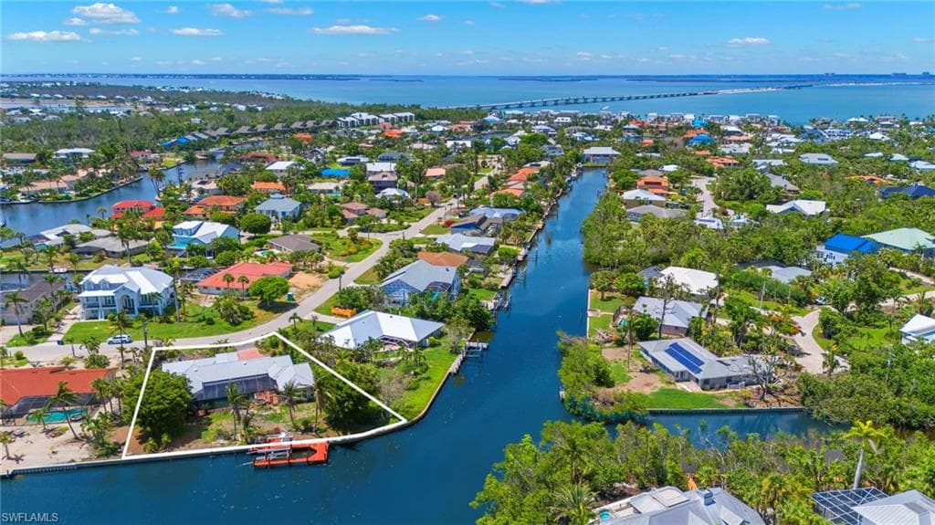 924 Kings Crown DR SANIBEL, FL 33957