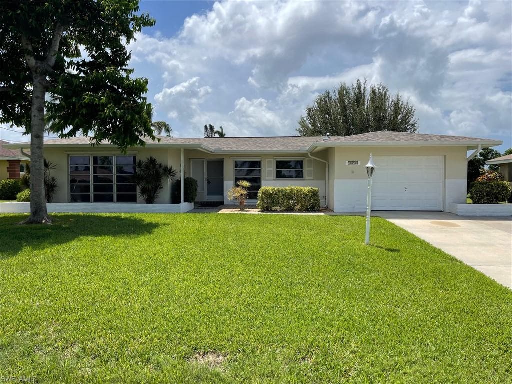 1040 SE 43rd ST CAPE CORAL, FL 33904