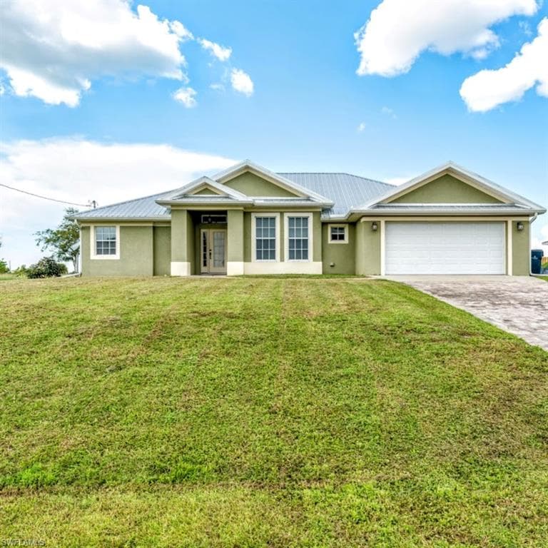 9004 E Crow CIR LABELLE, FL 33935