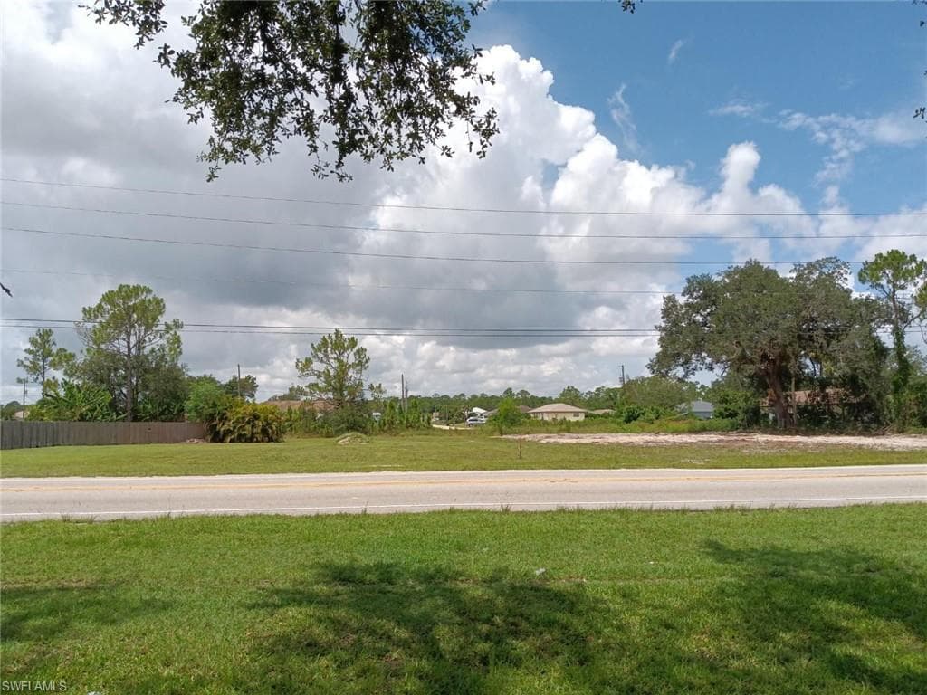 4889 Leonard BLVD S LEHIGH ACRES, FL 33973