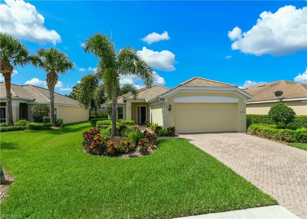 2536 Hopefield CT CAPE CORAL, FL 33991