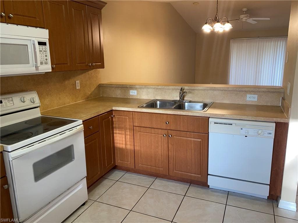 4606 SE 5th AVE 1 CAPE CORAL, FL 33904