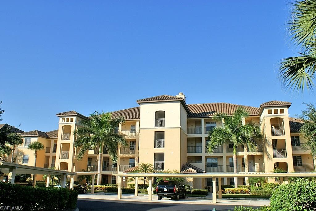 4640 Turnberry Lake DR 403 ESTERO, FL 33928