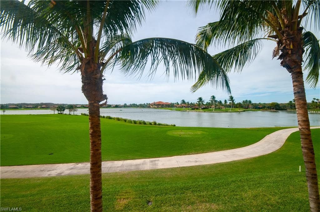 17951 Bonita National BLVD 424 BONITA SPRINGS, FL 34135