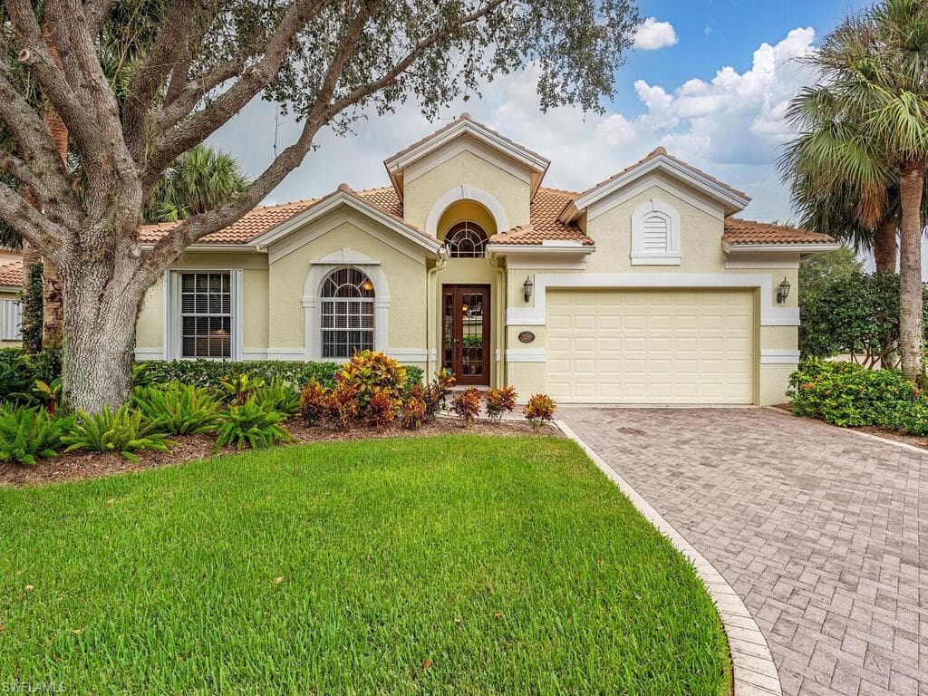 2255 Island Cove CIR NAPLES, FL 34109