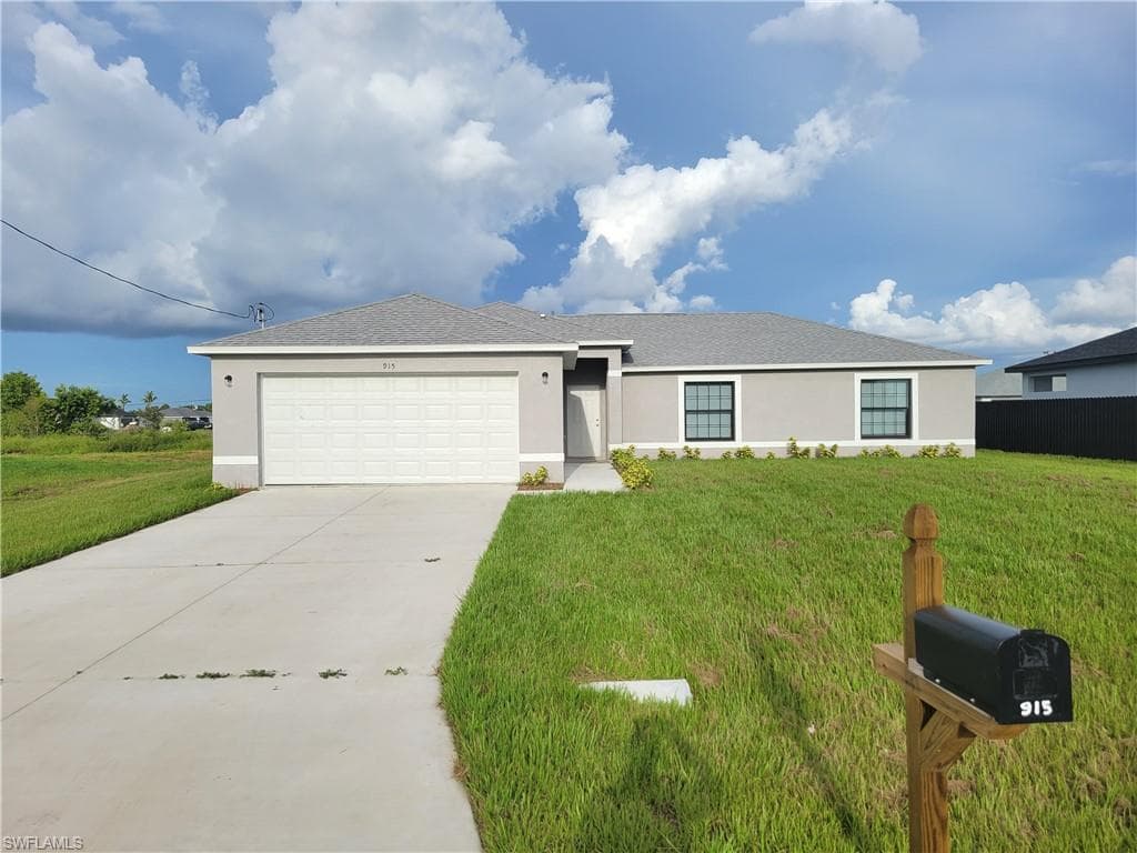 915 NE 13th PL CAPE CORAL, FL 33909