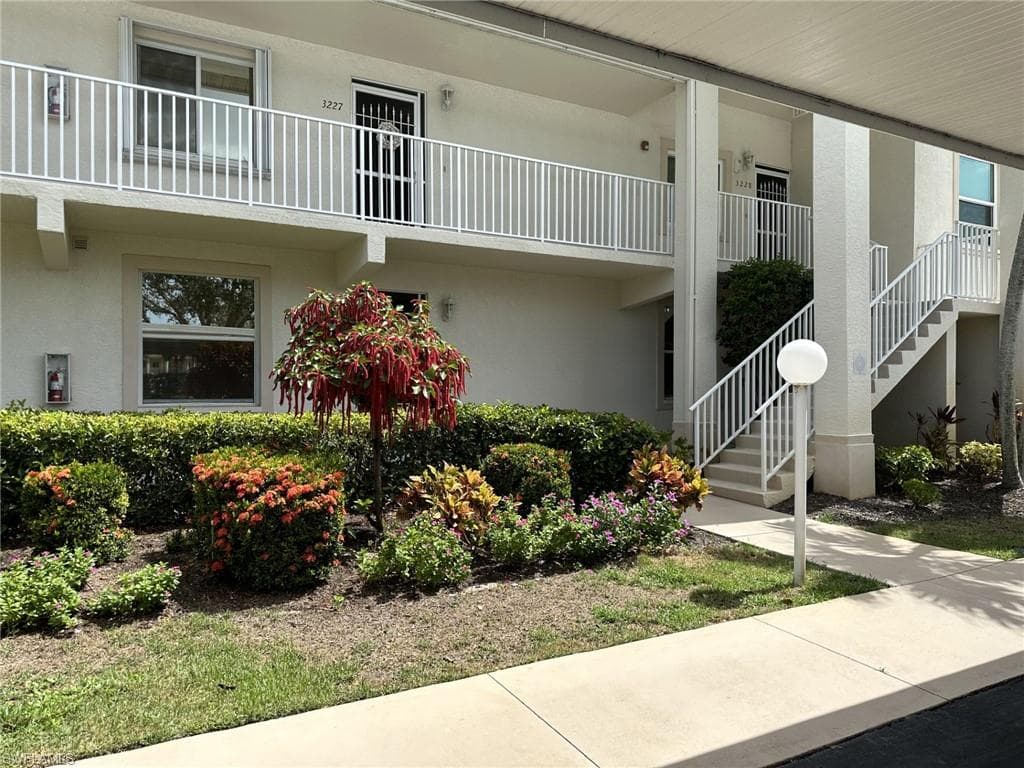 20611 COUNTRY CREEK DR 3227 ESTERO, FL 33928
