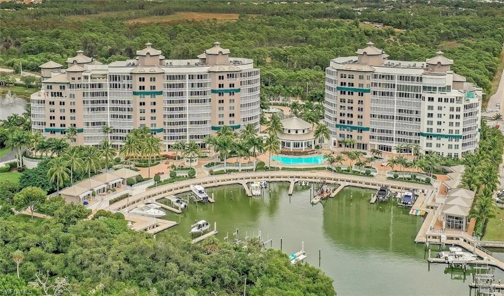 13665 Vanderbilt DR 402 NAPLES, FL 34110