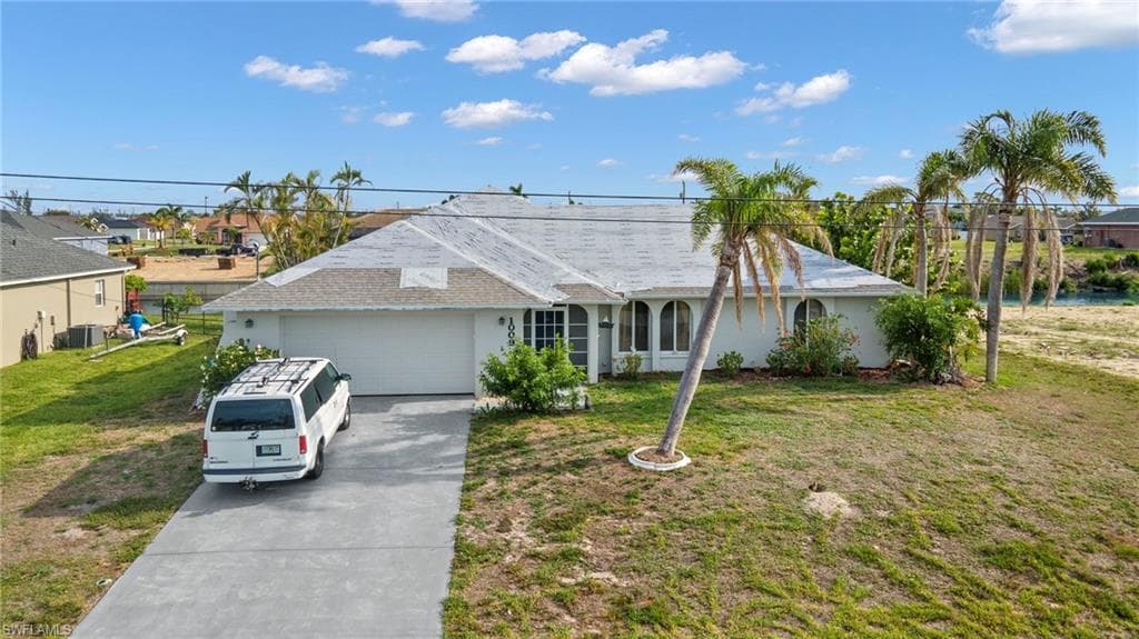 1009 SW 37th ST CAPE CORAL, FL 33914