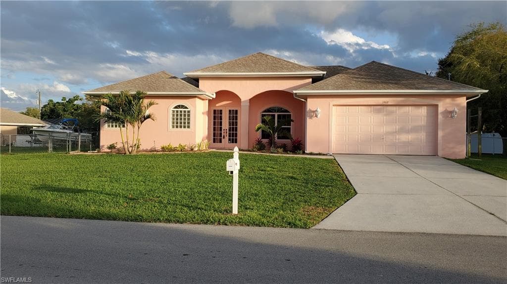 1902 NE 5th ST CAPE CORAL, FL 33909