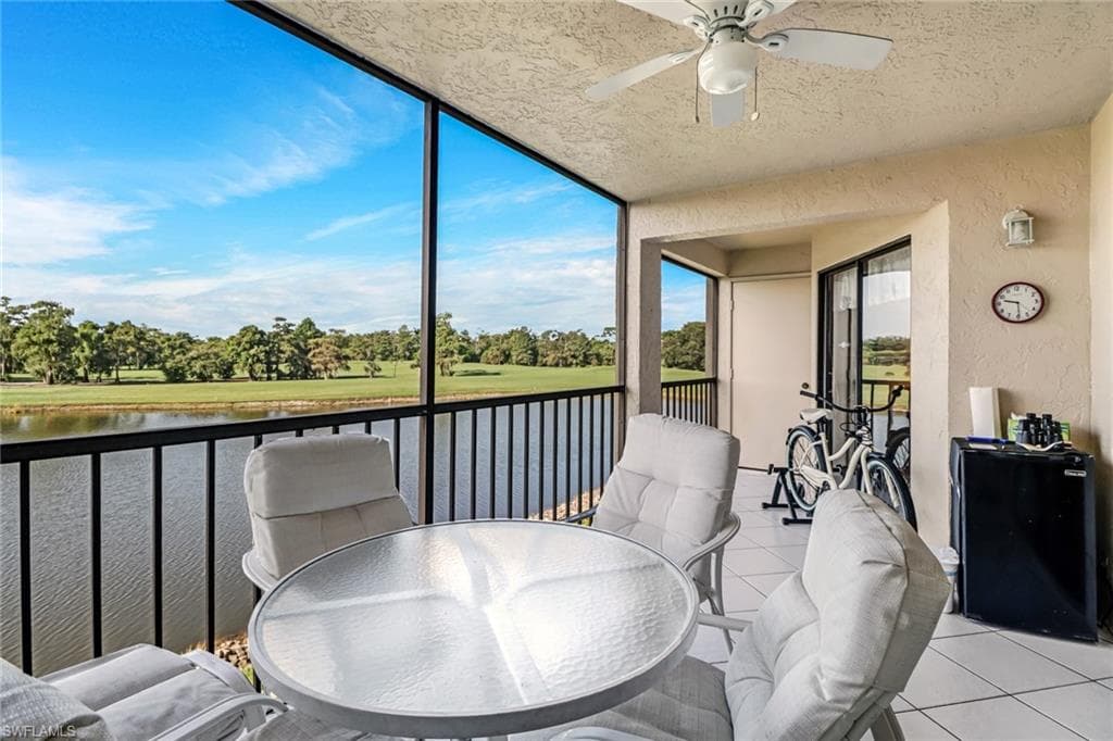 400 Fox Haven DR 4207 NAPLES, FL 34104
