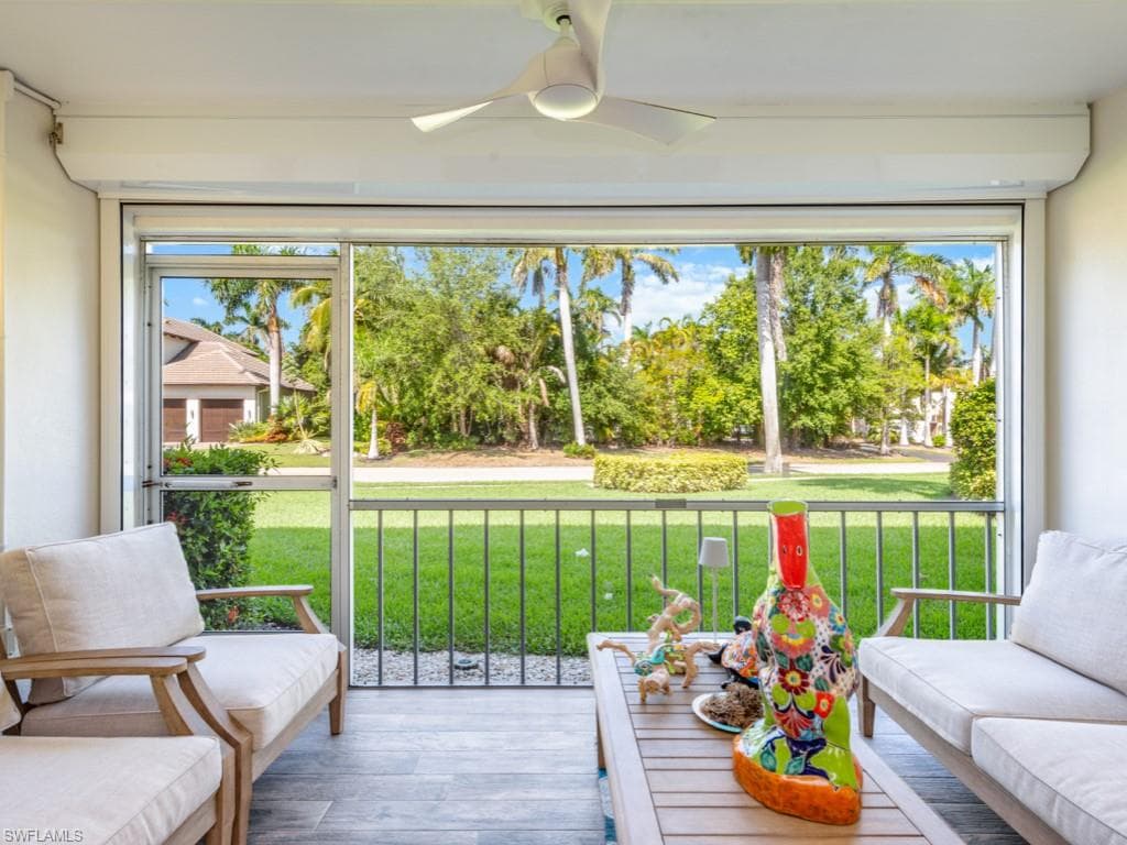 3930 Belair LN 108 NAPLES, FL 34103