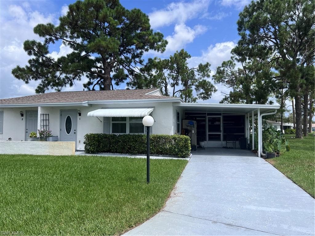 1 Aztec Lily LN LEHIGH ACRES, FL 33936