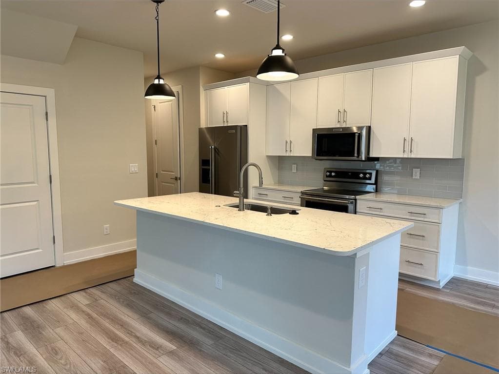 12977 Pembroke DR NAPLES, FL 34105