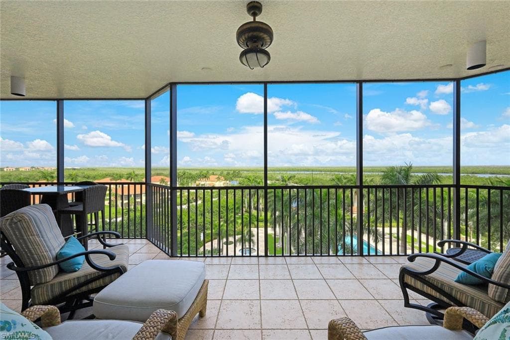 1060 Borghese LN 502 NAPLES, FL 34114