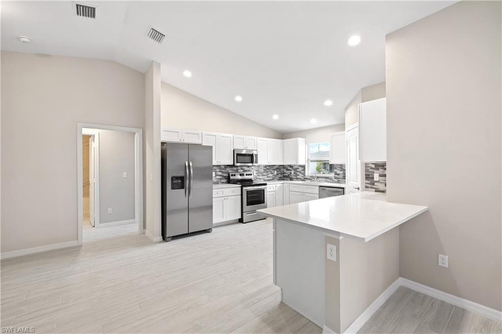2914 NW 9th AVE CAPE CORAL, FL 33993