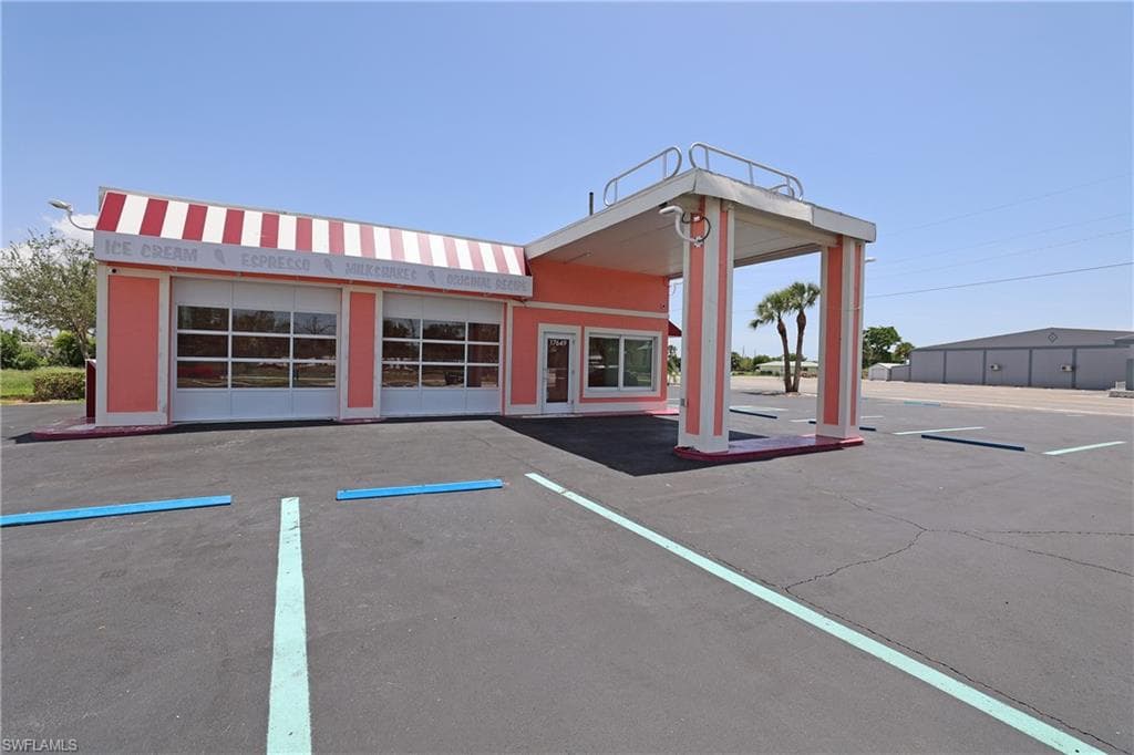 17649 San Carlos BLVD FORT MYERS BEACH, FL 33931