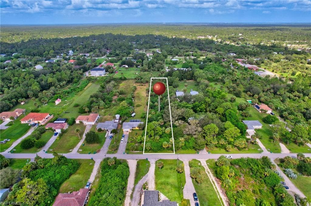 39267840003 14th St NE NAPLES, FL 34120
