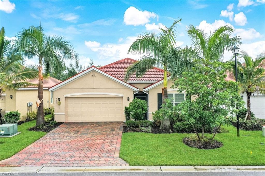 3070 Birchin LN FORT MYERS, FL 33916