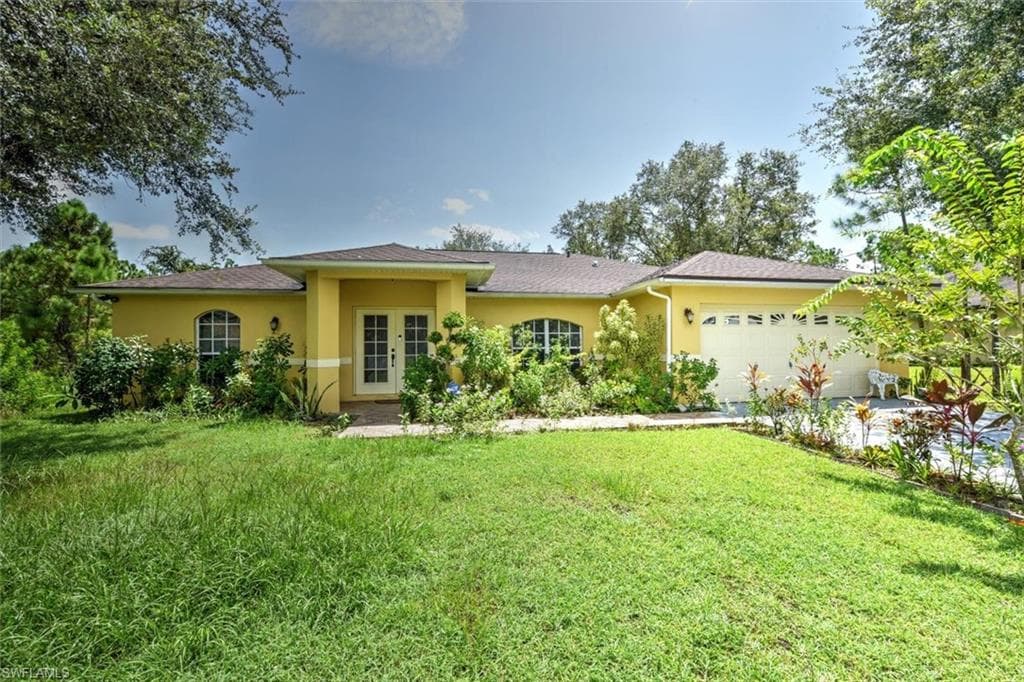 1114 Dixie AVE LEHIGH ACRES, FL 33972