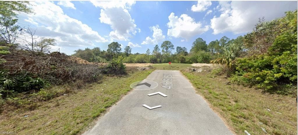 3621 4th ST SW LEHIGH ACRES, FL 33976