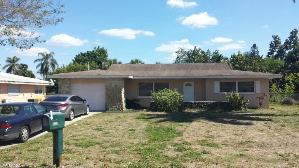 4482 19th PL SW NAPLES, FL 34116