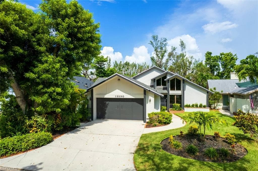 12290 McGregor Woods CIR FORT MYERS, FL 33908