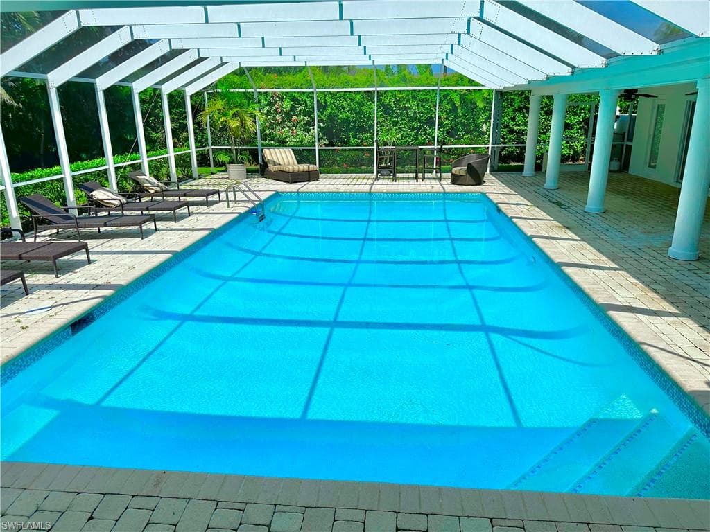 675 Regatta RD NAPLES, FL 34103