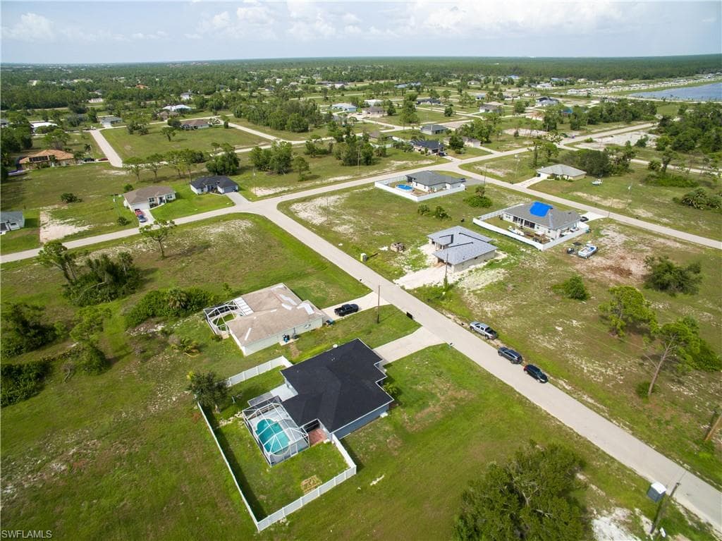 4162 NW 39th AVE CAPE CORAL, FL 33993