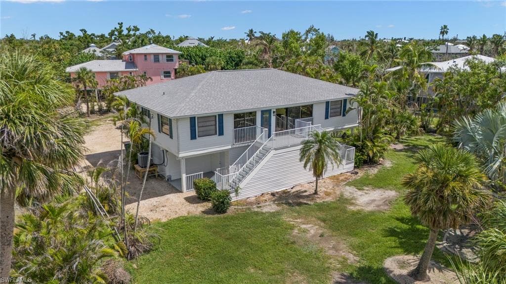 676 Cardium ST SANIBEL, FL 33957