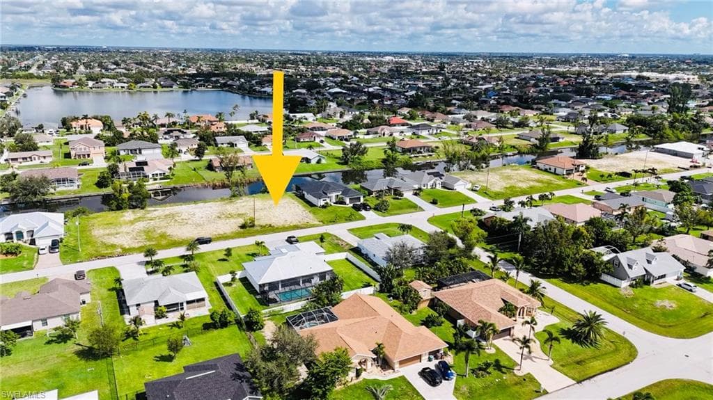 1405 SW 28th TER CAPE CORAL, FL 33914